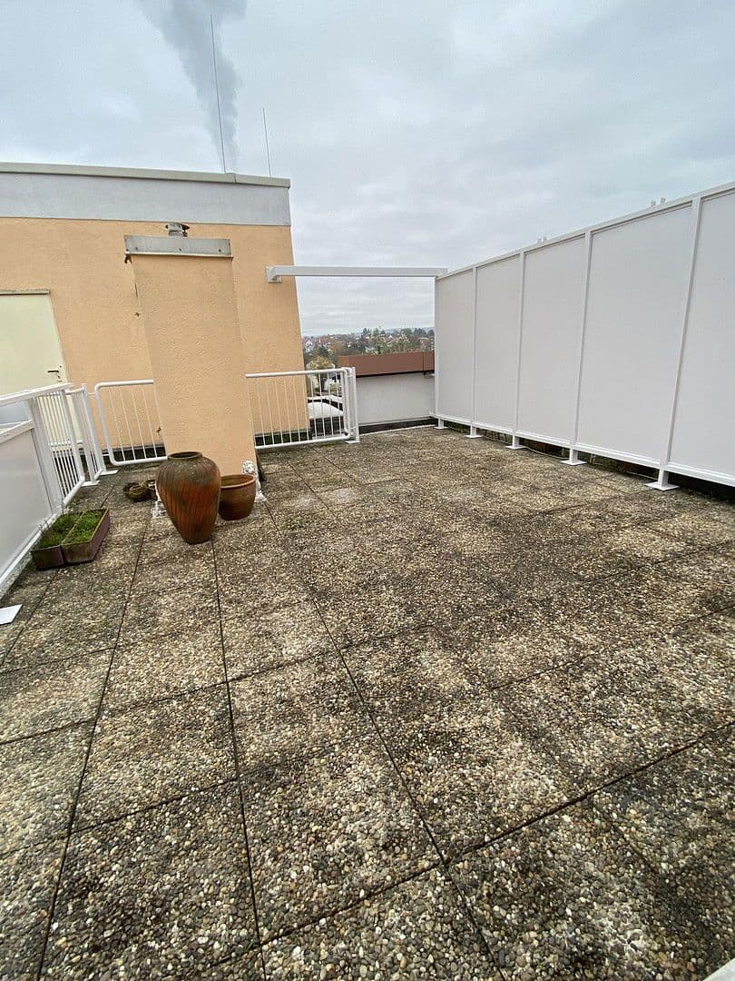 Pronájem bytu 2+1 76 m², Hessenring 6, Wiesbaden-Nordenstadt, Hessen Pronájem bytu 2+1 76 m², Hessenring 6, Wiesbaden-Nordenstadt, Hessen