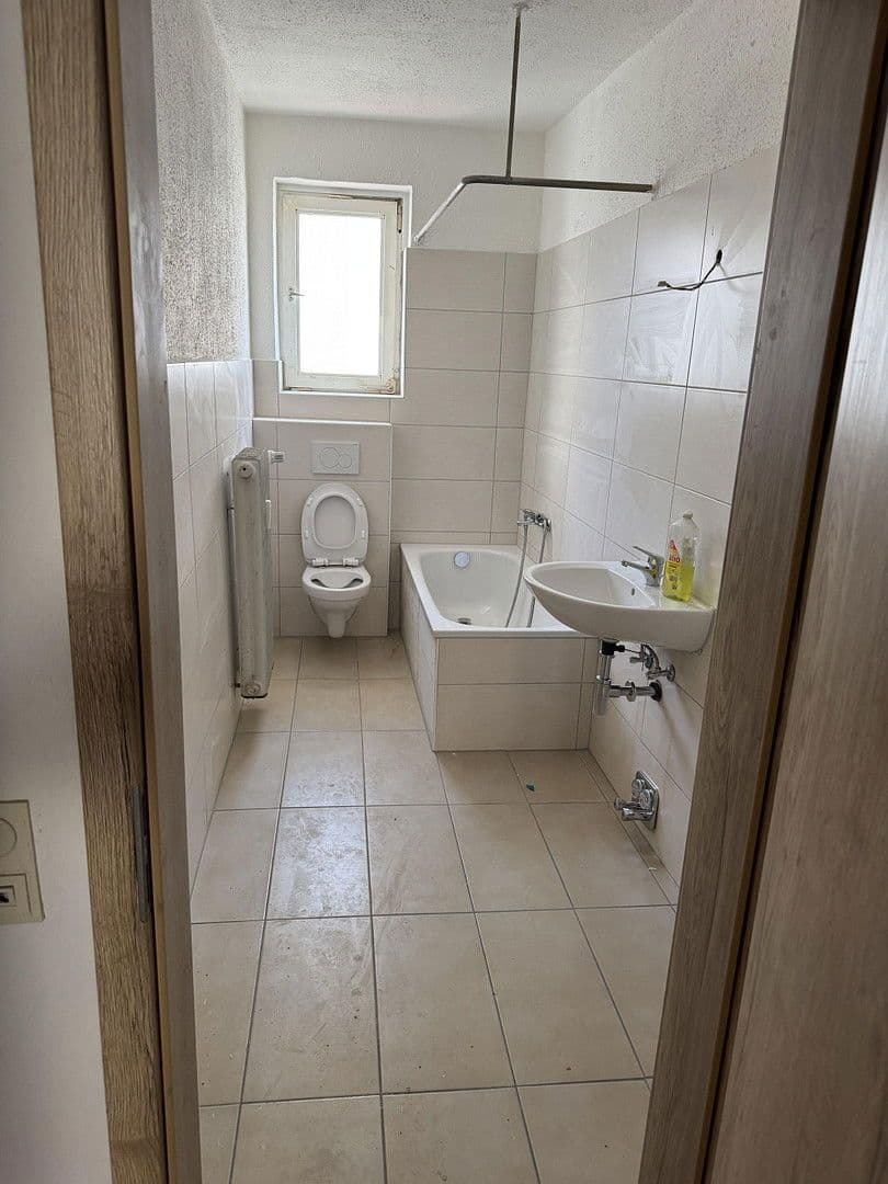 Pronájem bytu 3+1 92 m², Friedrichstraße 26, Rheinfelden (Baden), Bádensko-Württembersko Pronájem bytu 3+1 92 m², Friedrichstraße 26, Rheinfelden (Baden), Bádensko-Württembersko