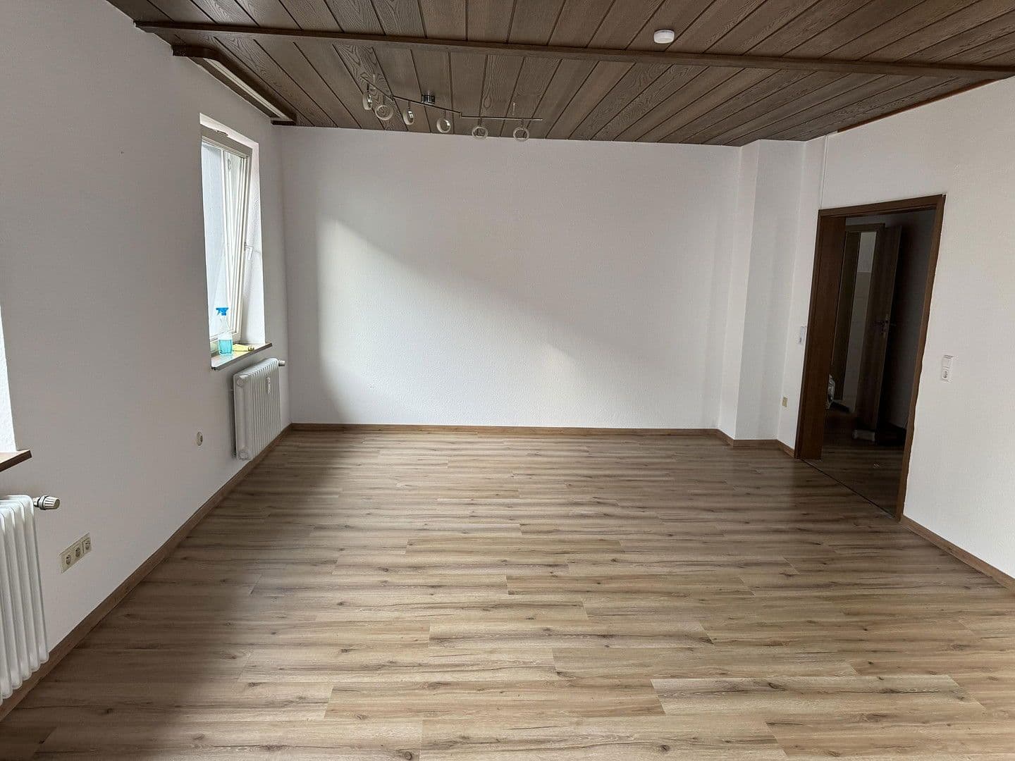 Pronájem bytu 3+1 92 m², Friedrichstraße 26, Rheinfelden (Baden), Bádensko-Württembersko Pronájem bytu 3+1 92 m², Friedrichstraße 26, Rheinfelden (Baden), Bádensko-Württembersko