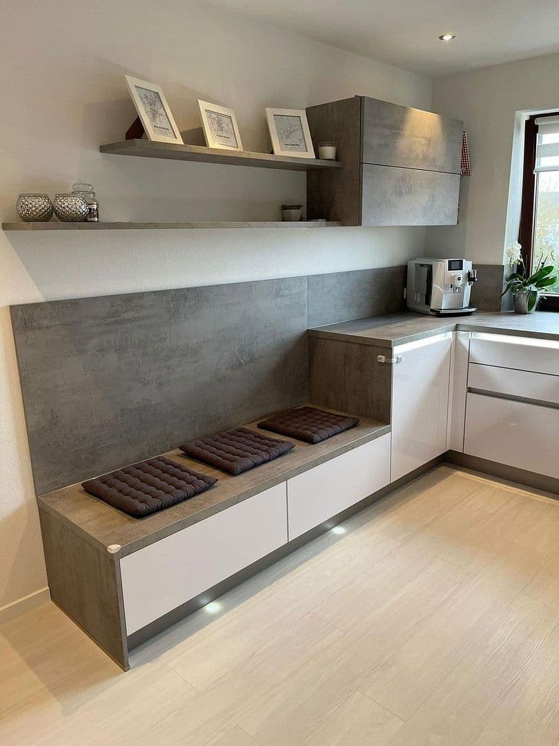 Prodej bytu 3+1 109 m², Drosselstrasse, 4, Schweinfurt, Bavorsko Prodej bytu 3+1 109 m², Drosselstrasse, 4, Schweinfurt, Bavorsko