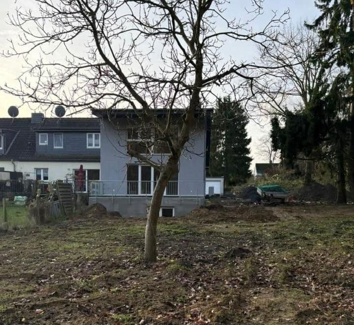 Pronájem domu 170 m², pozemek 1.500 m², Serlostraße 22c, Gladbeck, Severní Porýní-Vestfálsko Pronájem domu 170 m², pozemek 1.500 m², Serlostraße 22c, Gladbeck, Severní Porýní-Vestfálsko