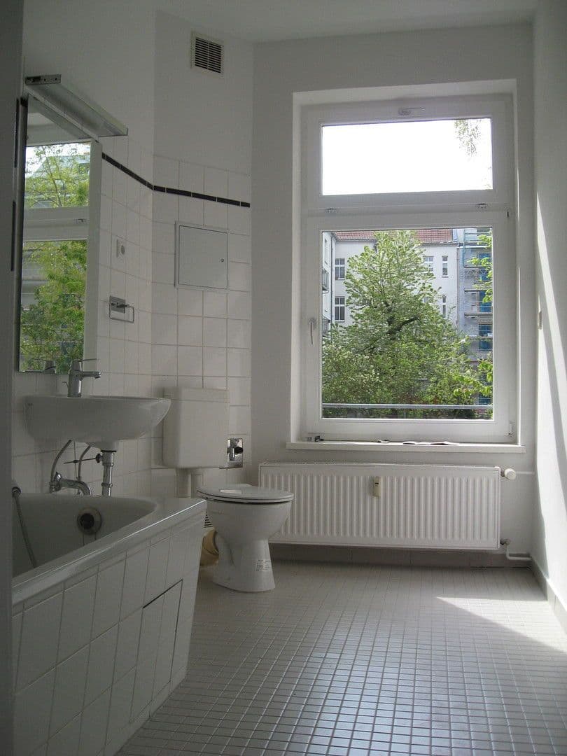 Pronájem bytu 2+1 64 m², Meyerbeerstr.74, Berlin, Berlín Pronájem bytu 2+1 64 m², Meyerbeerstr.74, Berlin, Berlín