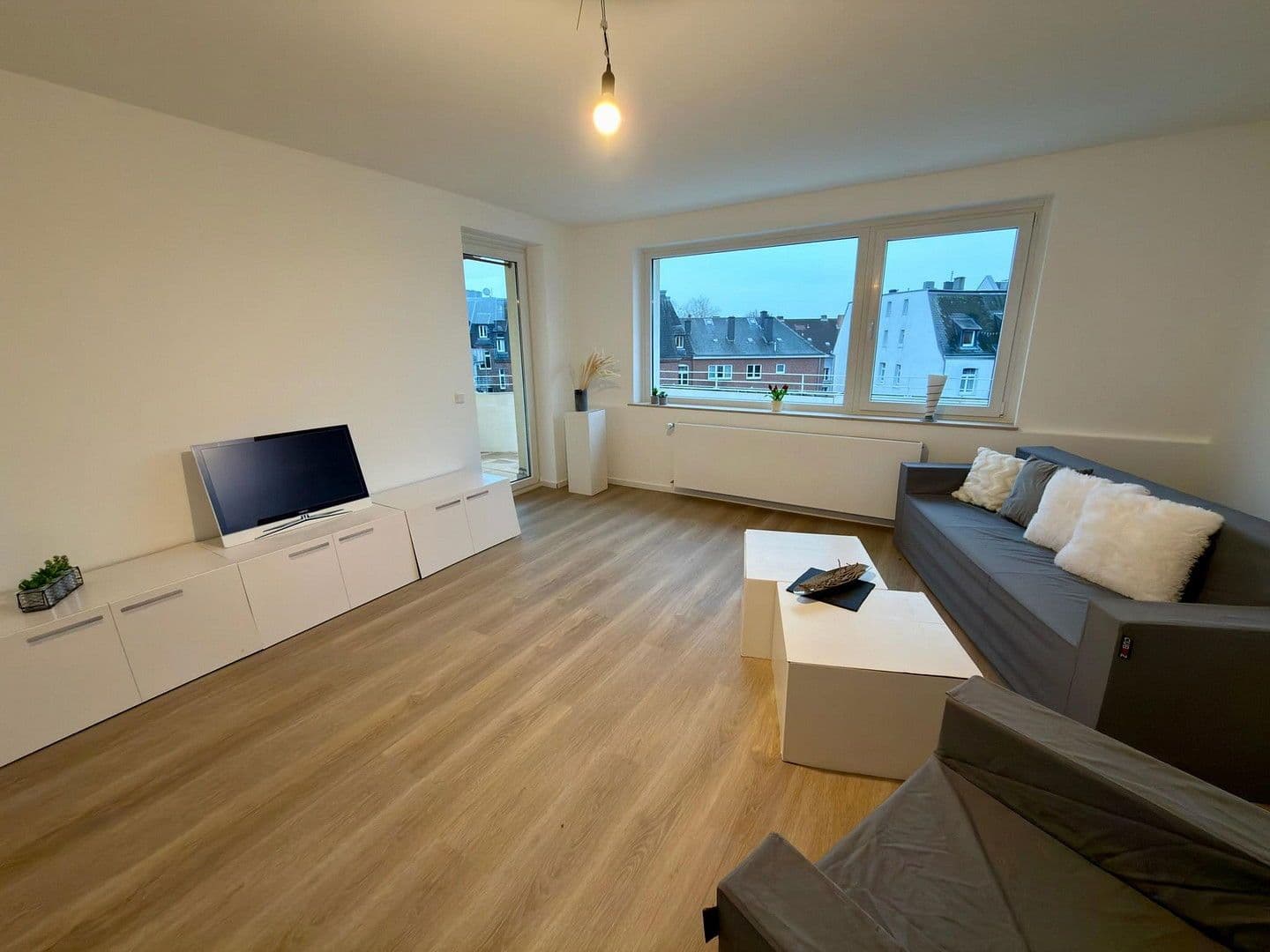 Pronájem bytu 3+1 100 m², Rudolfstraße 12, Münster, Severní Porýní-Vestfálsko Pronájem bytu 3+1 100 m², Rudolfstraße 12, Münster, Severní Porýní-Vestfálsko