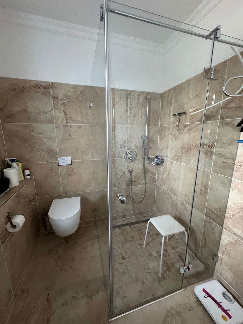 Prodej domu 265 m², pozemek 996 m², Potsdam Groß Glienicke zu Berlin, Braniborsko Prodej domu 265 m², pozemek 996 m², Potsdam Groß Glienicke zu Berlin, Braniborsko