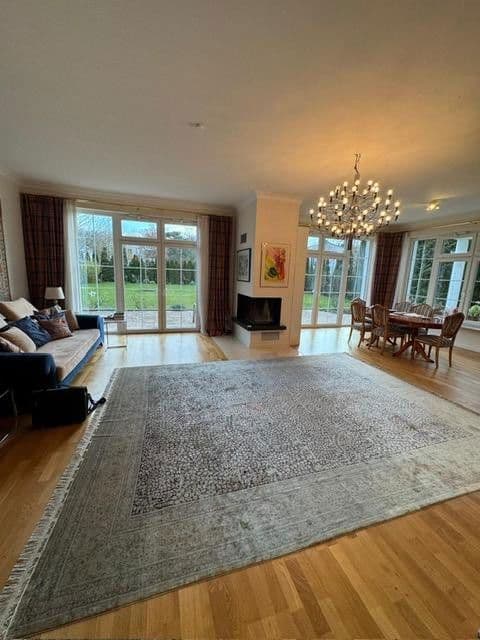 Prodej domu 265 m², pozemek 996 m², Potsdam Groß Glienicke zu Berlin, Braniborsko Prodej domu 265 m², pozemek 996 m², Potsdam Groß Glienicke zu Berlin, Braniborsko