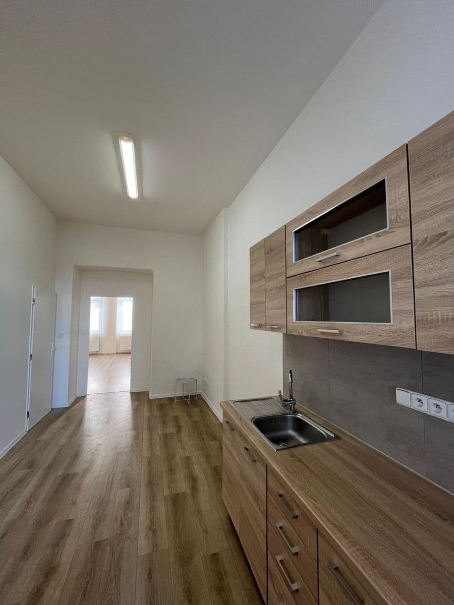 Pronájem bytu 2+1 67 m², Křížkova, Plzeň, Plzeňský kraj Pronájem bytu 2+1 67 m², Křížkova, Plzeň, Plzeňský kraj