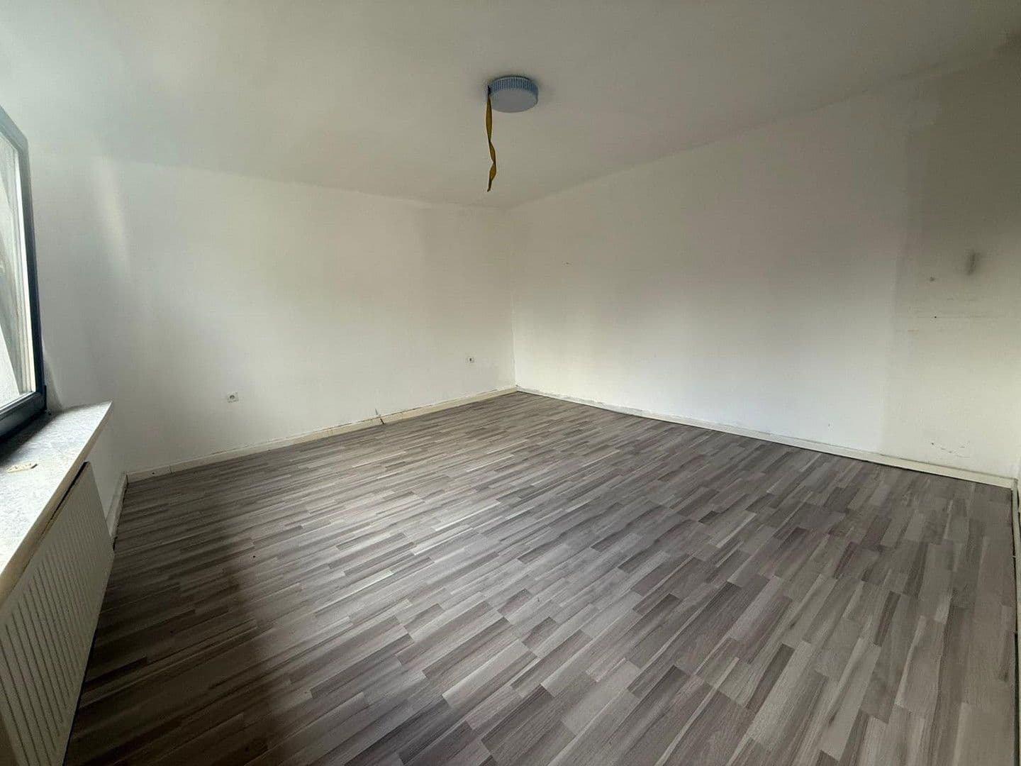 Pronájem bytu 2+1 58 m², Düsseldorfer Straße 240, Moers, Severní Porýní-Vestfálsko Pronájem bytu 2+1 58 m², Düsseldorfer Straße 240, Moers, Severní Porýní-Vestfálsko