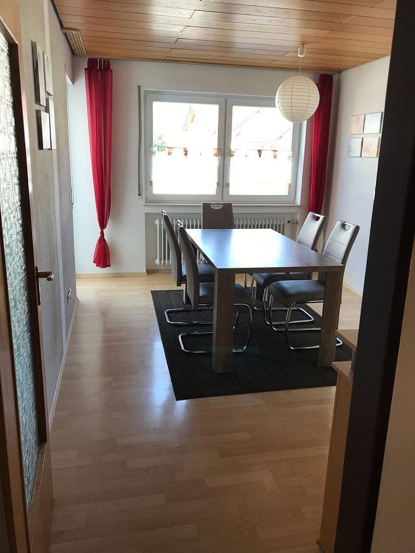 Pronájem bytu 5+1 131 m², Mietingen, Bádensko-Württembersko Pronájem bytu 5+1 131 m², Mietingen, Bádensko-Württembersko