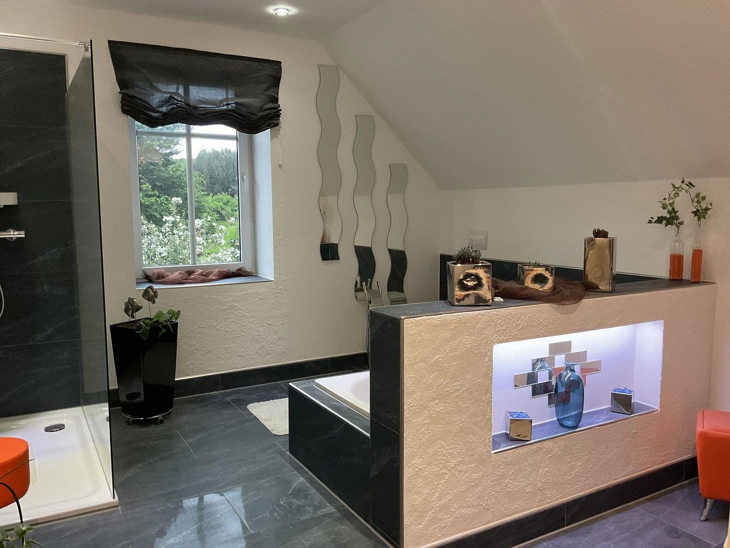 Prodej domu 180 m², pozemek 2.889 m², Nienstädt, Dolní Sasko Prodej domu 180 m², pozemek 2.889 m², Nienstädt, Dolní Sasko