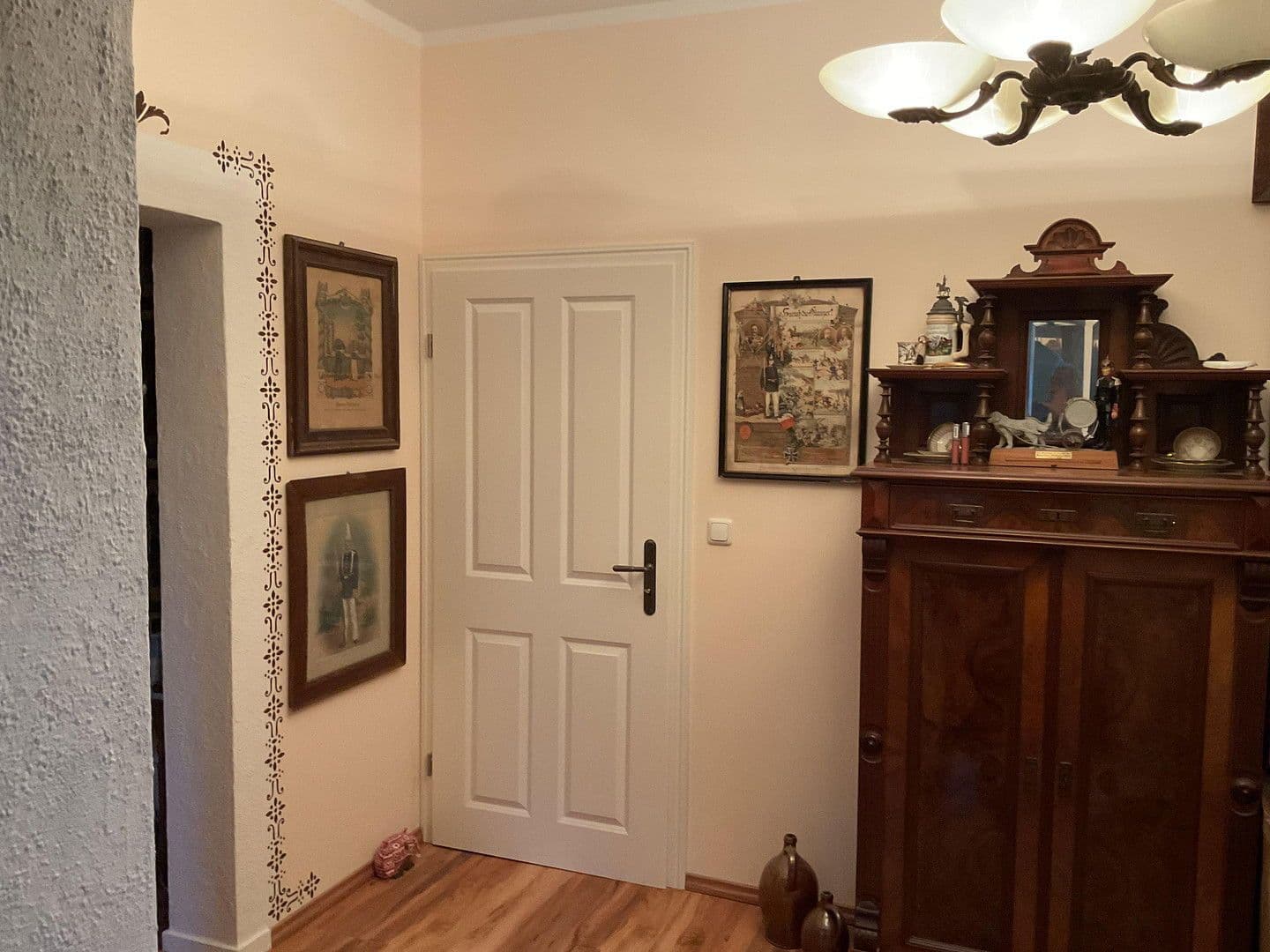 Prodej domu 180 m², pozemek 2.889 m², Nienstädt, Dolní Sasko Prodej domu 180 m², pozemek 2.889 m², Nienstädt, Dolní Sasko