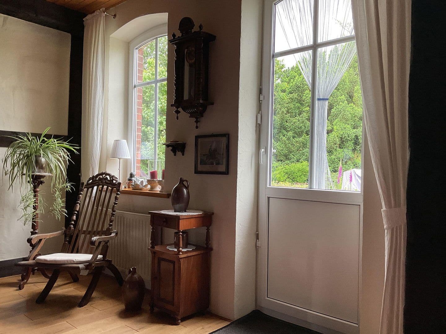 Prodej domu 180 m², pozemek 2.889 m², Nienstädt, Dolní Sasko Prodej domu 180 m², pozemek 2.889 m², Nienstädt, Dolní Sasko