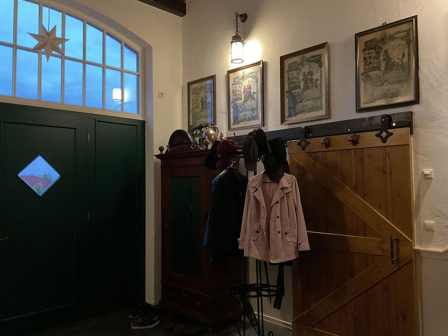 Prodej domu 180 m², pozemek 2.889 m², Nienstädt, Dolní Sasko Prodej domu 180 m², pozemek 2.889 m², Nienstädt, Dolní Sasko