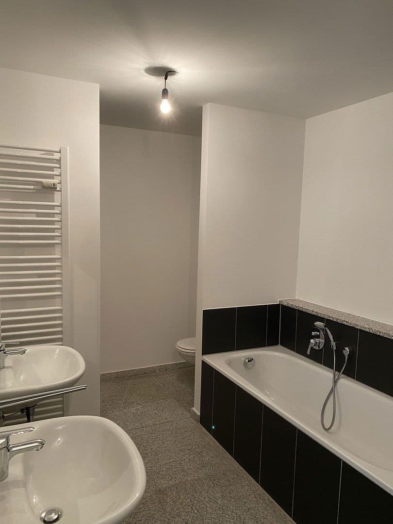 Pronájem bytu 4+1 115 m², Franz Marc Str 1c, Puchheim, Bavorsko Pronájem bytu 4+1 115 m², Franz Marc Str 1c, Puchheim, Bavorsko