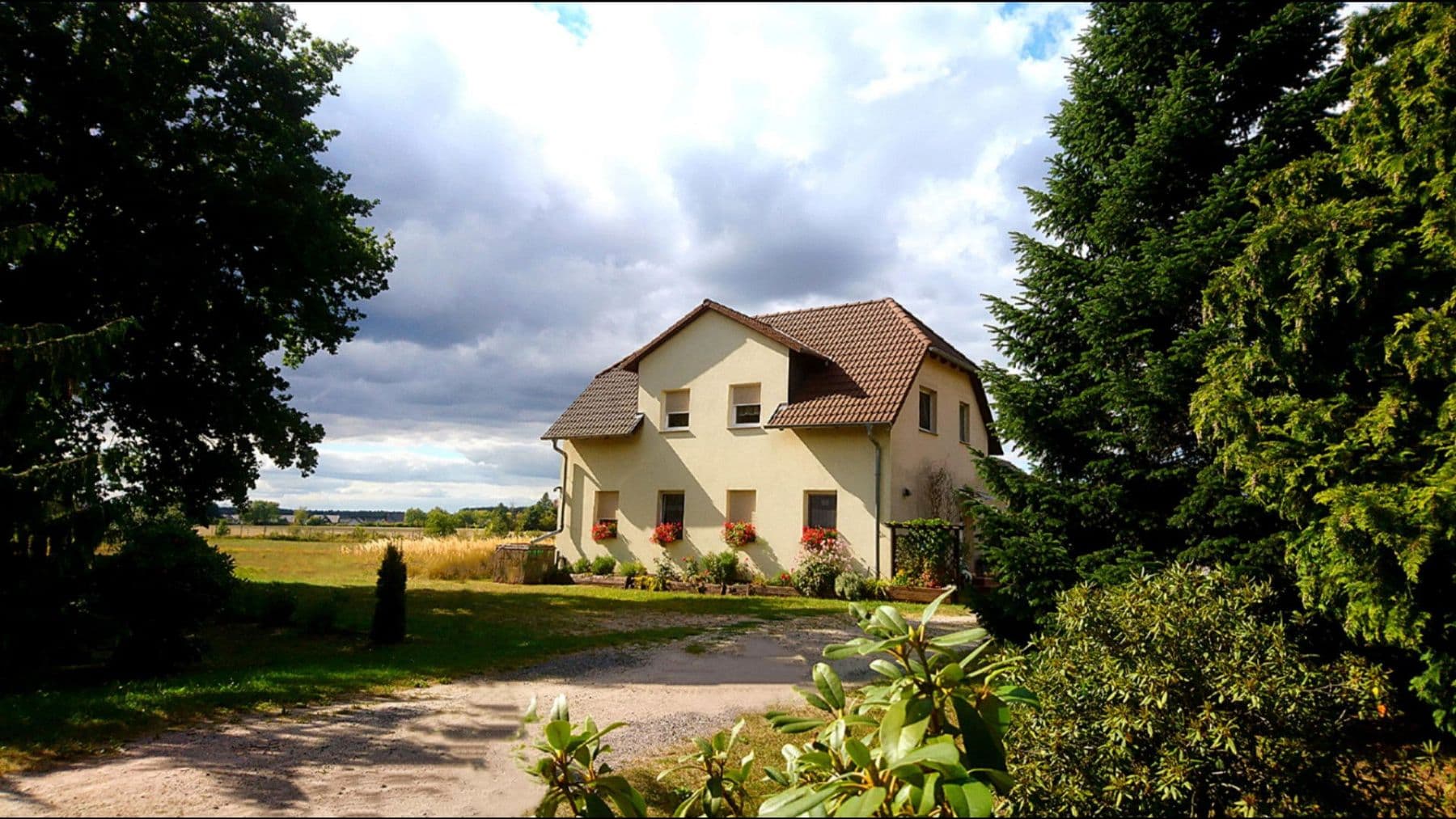 Prodej domu 167 m², pozemek 6.777 m², Gablenz - Jabłońc, Sasko Prodej domu 167 m², pozemek 6.777 m², Gablenz - Jabłońc, Sasko