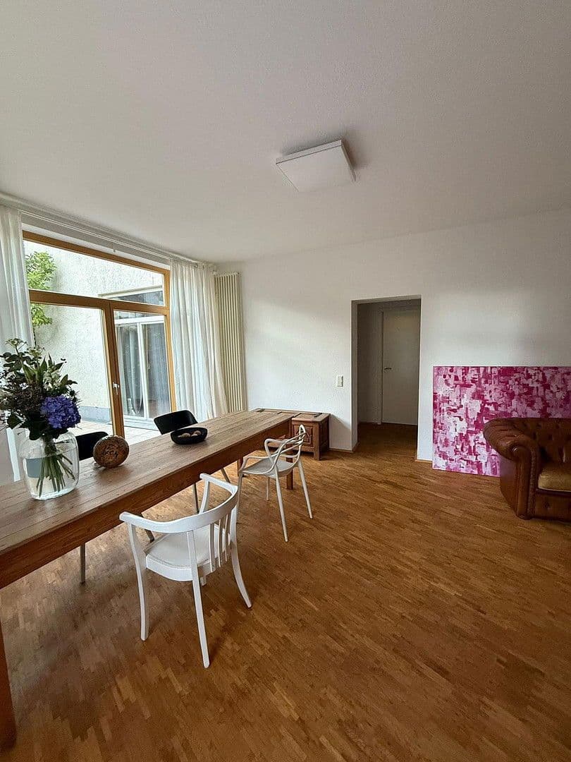Prodej domu 356 m², pozemek 290 m², Hochstrasse 10, Meerbusch, Severní Porýní-Vestfálsko Prodej domu 356 m², pozemek 290 m², Hochstrasse 10, Meerbusch, Severní Porýní-Vestfálsko