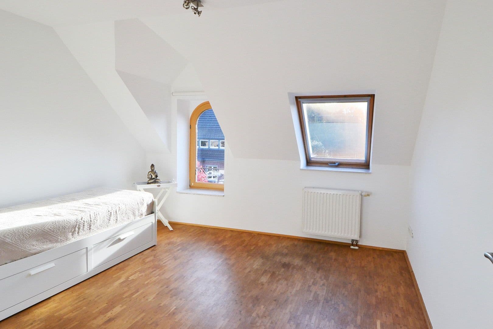 Prodej domu 356 m², pozemek 290 m², Hochstrasse 10, Meerbusch, Severní Porýní-Vestfálsko Prodej domu 356 m², pozemek 290 m², Hochstrasse 10, Meerbusch, Severní Porýní-Vestfálsko