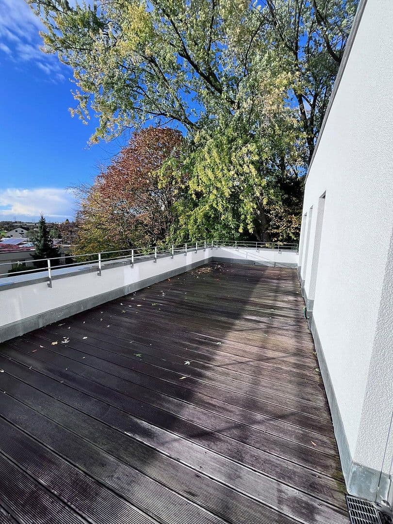 Pronájem bytu 5+1 136 m², Weinstadt, Bádensko-Württembersko Pronájem bytu 5+1 136 m², Weinstadt, Bádensko-Württembersko