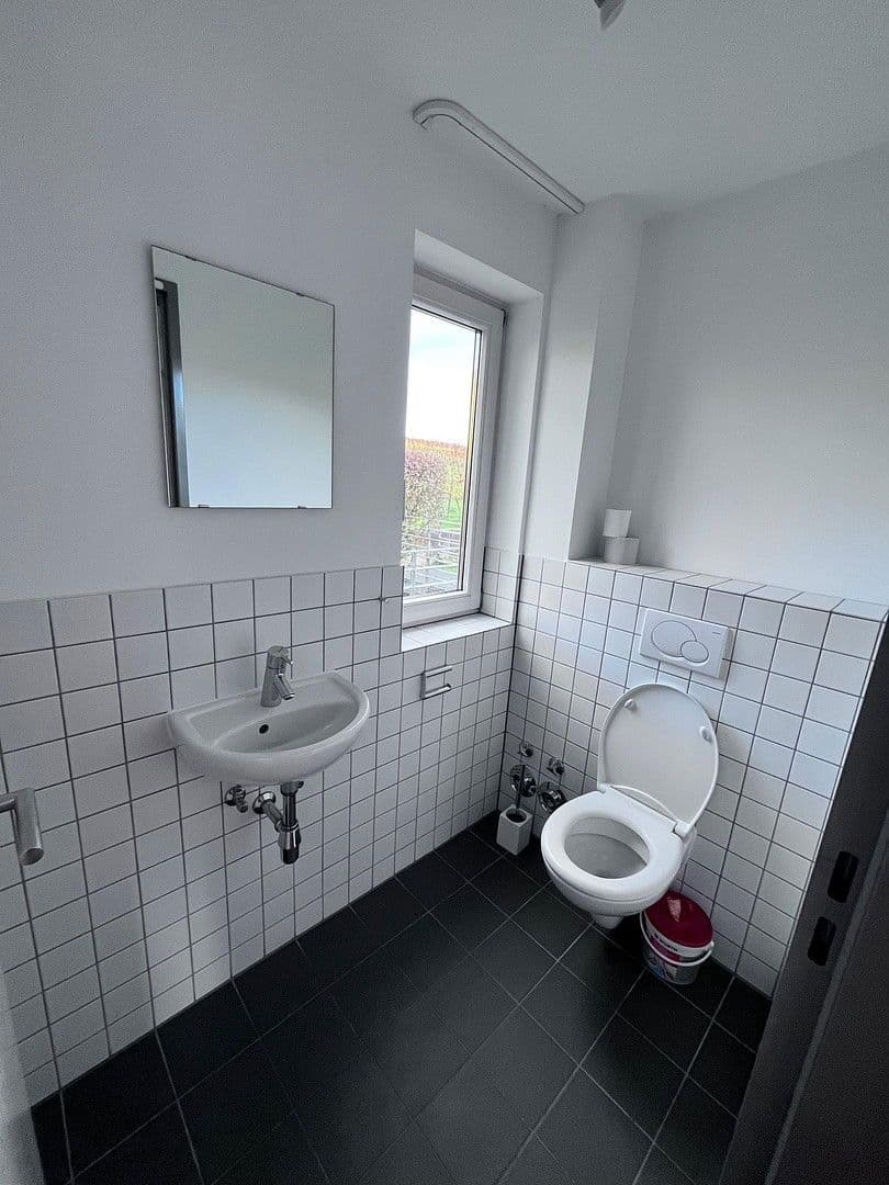 Pronájem bytu 5+1 136 m², Weinstadt, Bádensko-Württembersko Pronájem bytu 5+1 136 m², Weinstadt, Bádensko-Württembersko
