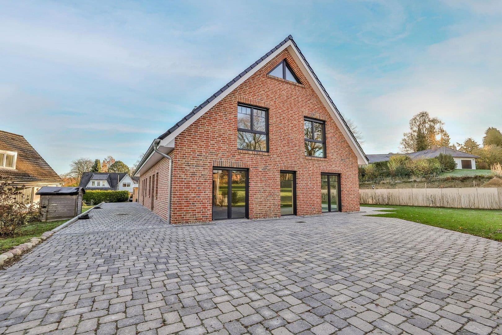 Prodej domu 152 m², pozemek 633 m², Scharbeutz, Šlesvicko-Holštýnsko Prodej domu 152 m², pozemek 633 m², Scharbeutz, Šlesvicko-Holštýnsko