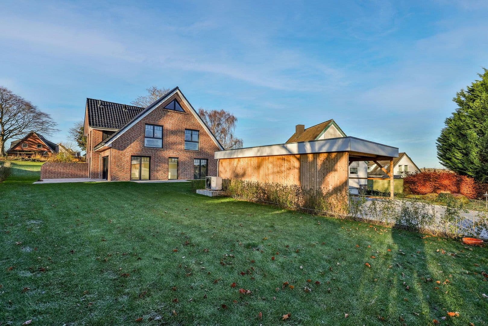 Prodej domu 152 m², pozemek 633 m², Scharbeutz, Šlesvicko-Holštýnsko Prodej domu 152 m², pozemek 633 m², Scharbeutz, Šlesvicko-Holštýnsko