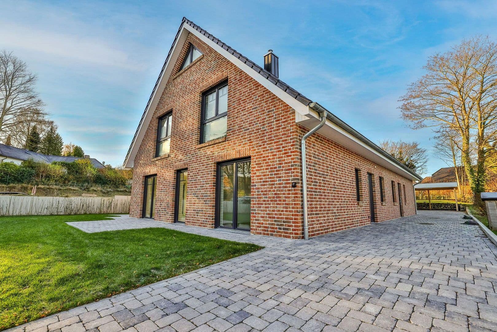 Prodej domu 152 m², pozemek 633 m², Scharbeutz, Šlesvicko-Holštýnsko Prodej domu 152 m², pozemek 633 m², Scharbeutz, Šlesvicko-Holštýnsko