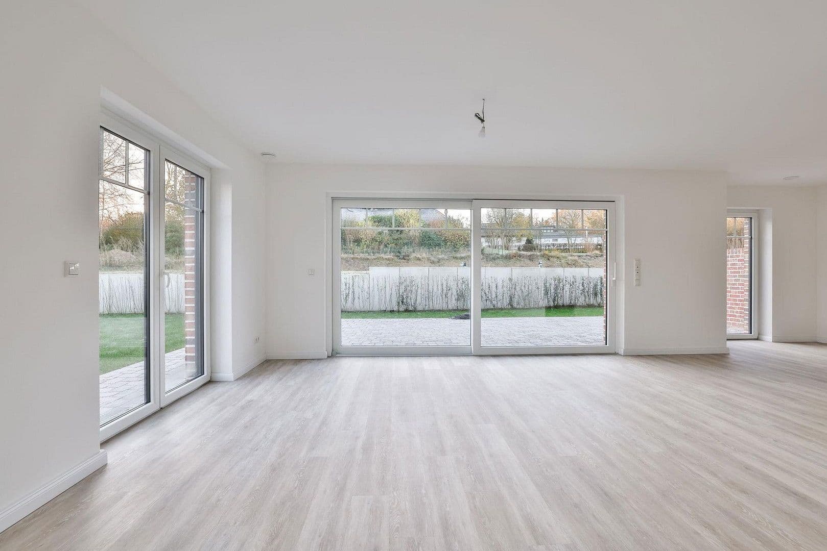 Prodej domu 152 m², pozemek 633 m², Scharbeutz, Šlesvicko-Holštýnsko Prodej domu 152 m², pozemek 633 m², Scharbeutz, Šlesvicko-Holštýnsko