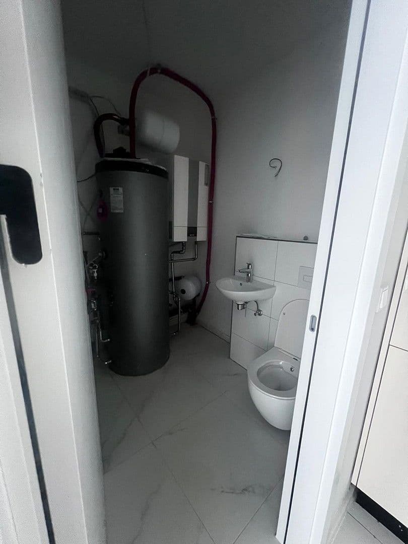 Prodej domu 102 m², pozemek 70 m², Schier 2b,c, Schwalmtal, Severní Porýní-Vestfálsko Prodej domu 102 m², pozemek 70 m², Schier 2b,c, Schwalmtal, Severní Porýní-Vestfálsko