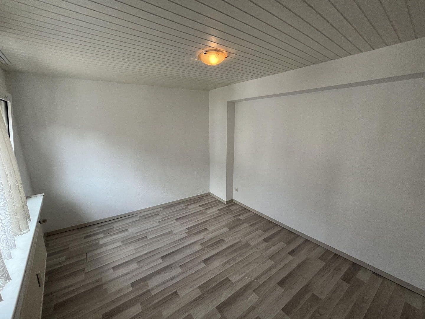 Pronájem bytu 3+kk 104 m², Bergstraße 26, Hürth, Severní Porýní-Vestfálsko Pronájem bytu 3+kk 104 m², Bergstraße 26, Hürth, Severní Porýní-Vestfálsko