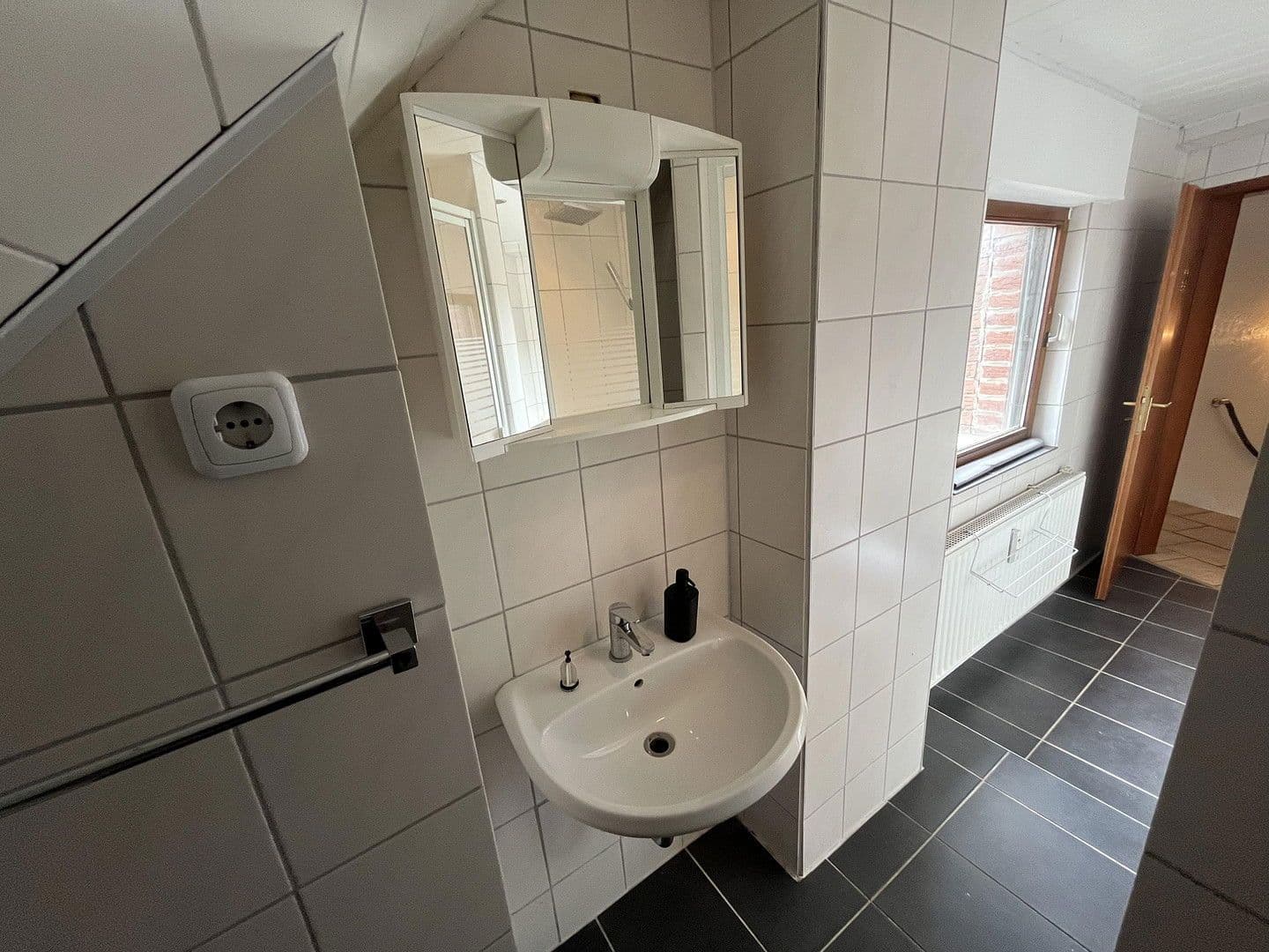 Pronájem bytu 3+kk 104 m², Bergstraße 26, Hürth, Severní Porýní-Vestfálsko Pronájem bytu 3+kk 104 m², Bergstraße 26, Hürth, Severní Porýní-Vestfálsko