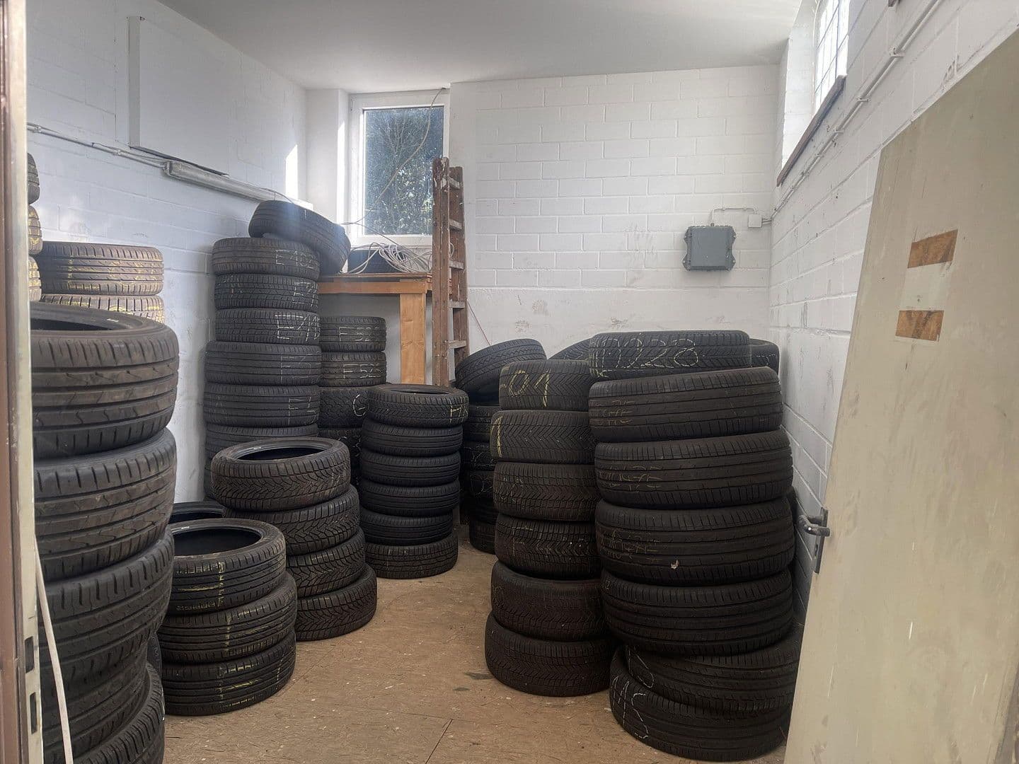 Pronájem nebytového prostoru 350 m², Margarete-von-Wrangell-Straße 17, Hanau, Hessen Pronájem nebytového prostoru 350 m², Margarete-von-Wrangell-Straße 17, Hanau, Hessen