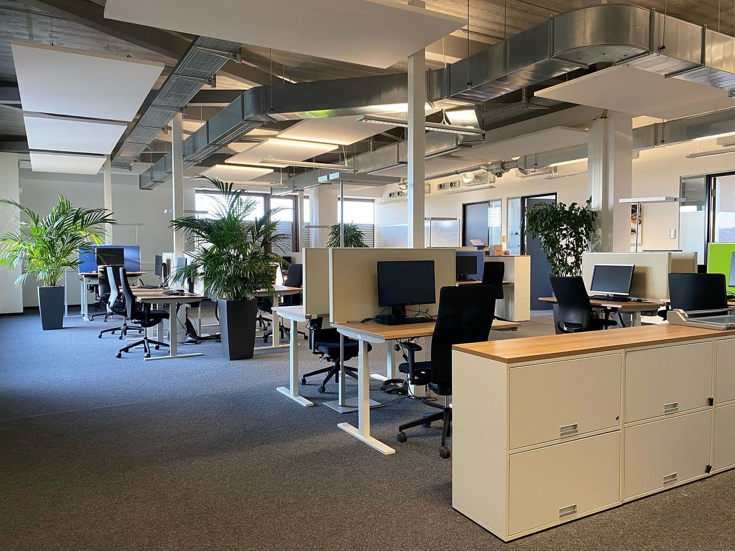 Pronájem kanceláře 707 m², Porschestraße 2, Bösingen, Bádensko-Württembersko Pronájem kanceláře 707 m², Porschestraße 2, Bösingen, Bádensko-Württembersko