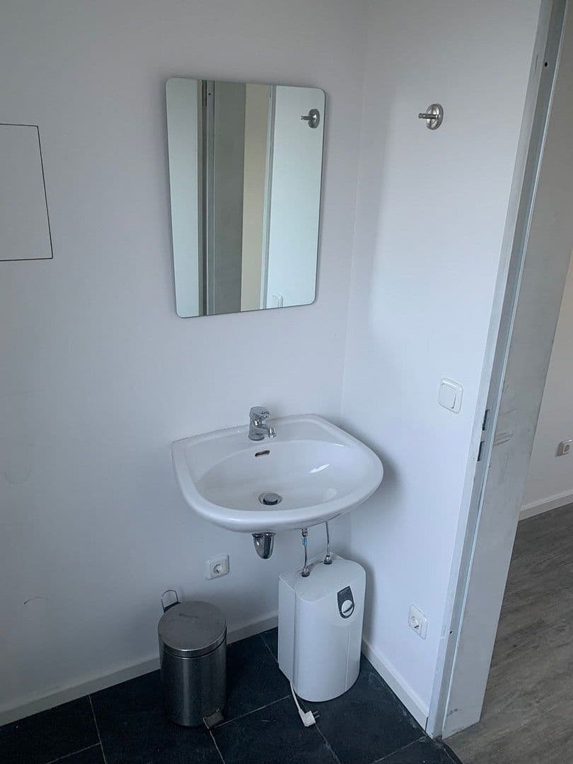 Pronájem nebytového prostoru 150 m², Jandelsbrunn, Bavorsko Pronájem nebytového prostoru 150 m², Jandelsbrunn, Bavorsko