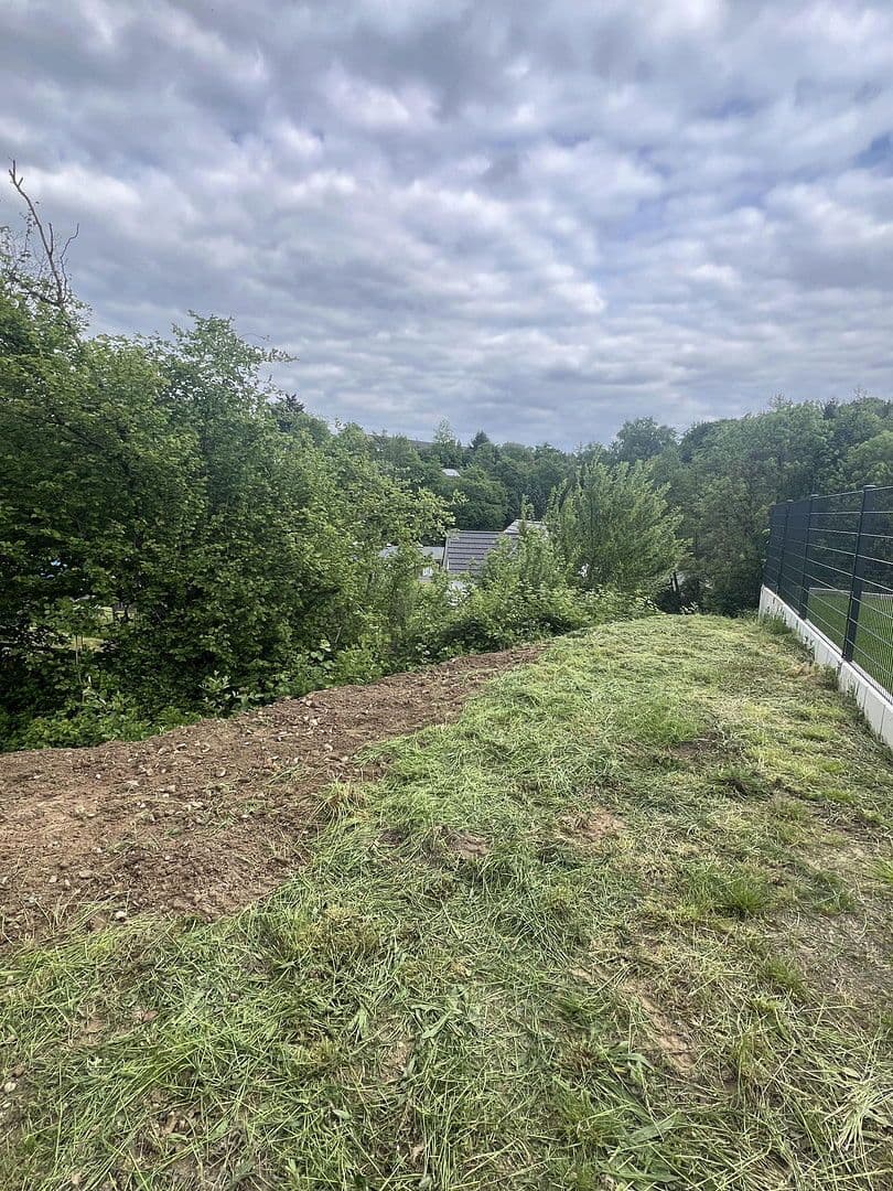 Prodej pozemku 572 m², Neuer Graben 2A, Neunkirchen-Seelscheid, Severní Porýní-Vestfálsko Prodej pozemku 572 m², Neuer Graben 2A, Neunkirchen-Seelscheid, Severní Porýní-Vestfálsko