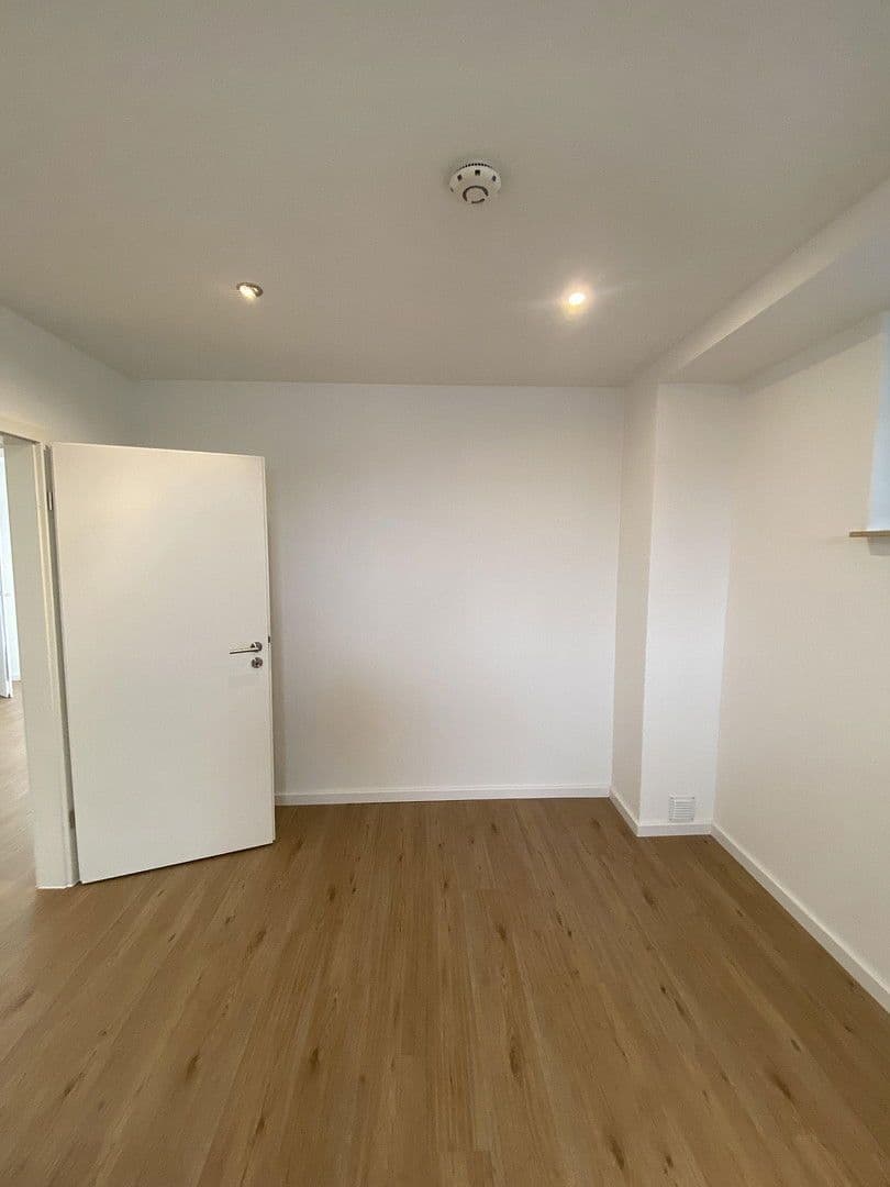 Pronájem bytu 2+1 73 m², Mannheim, Bádensko-Württembersko Pronájem bytu 2+1 73 m², Mannheim, Bádensko-Württembersko