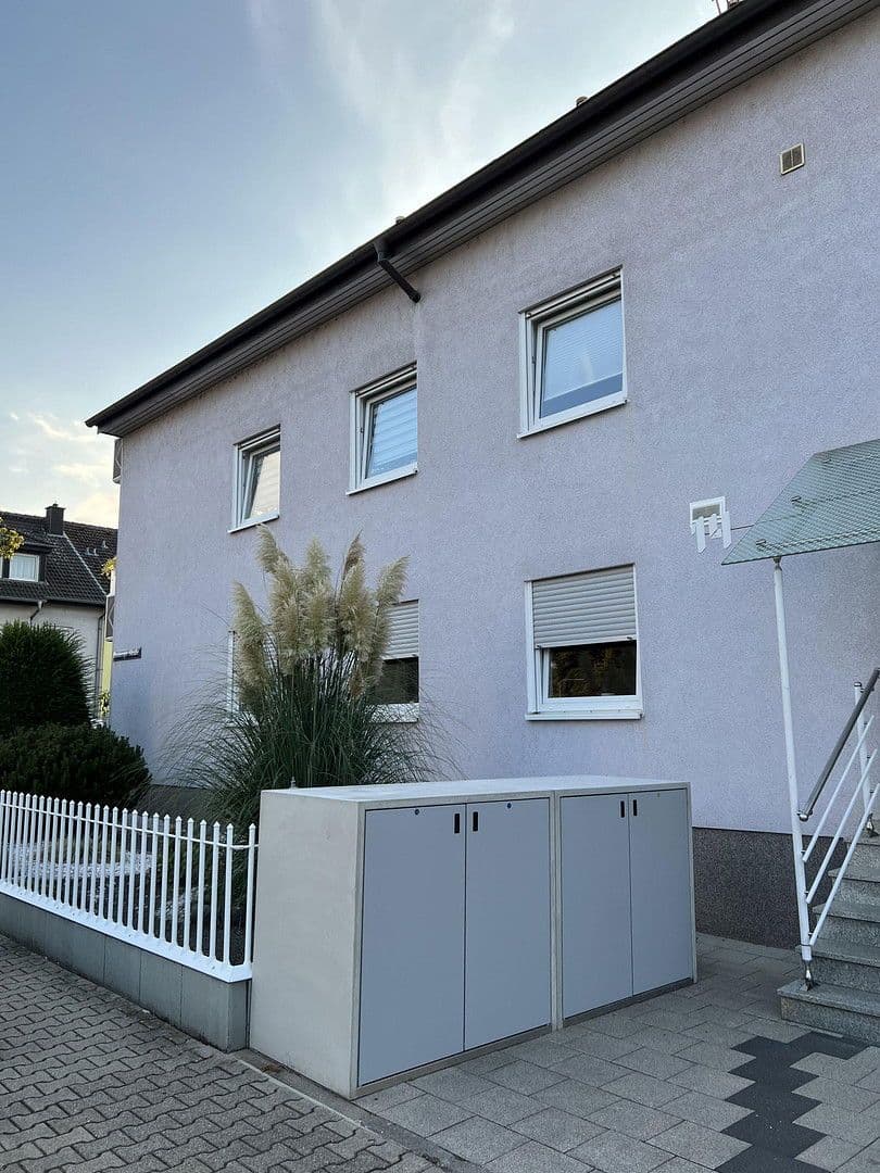 Pronájem bytu 2+1 73 m², Mannheim, Bádensko-Württembersko Pronájem bytu 2+1 73 m², Mannheim, Bádensko-Württembersko