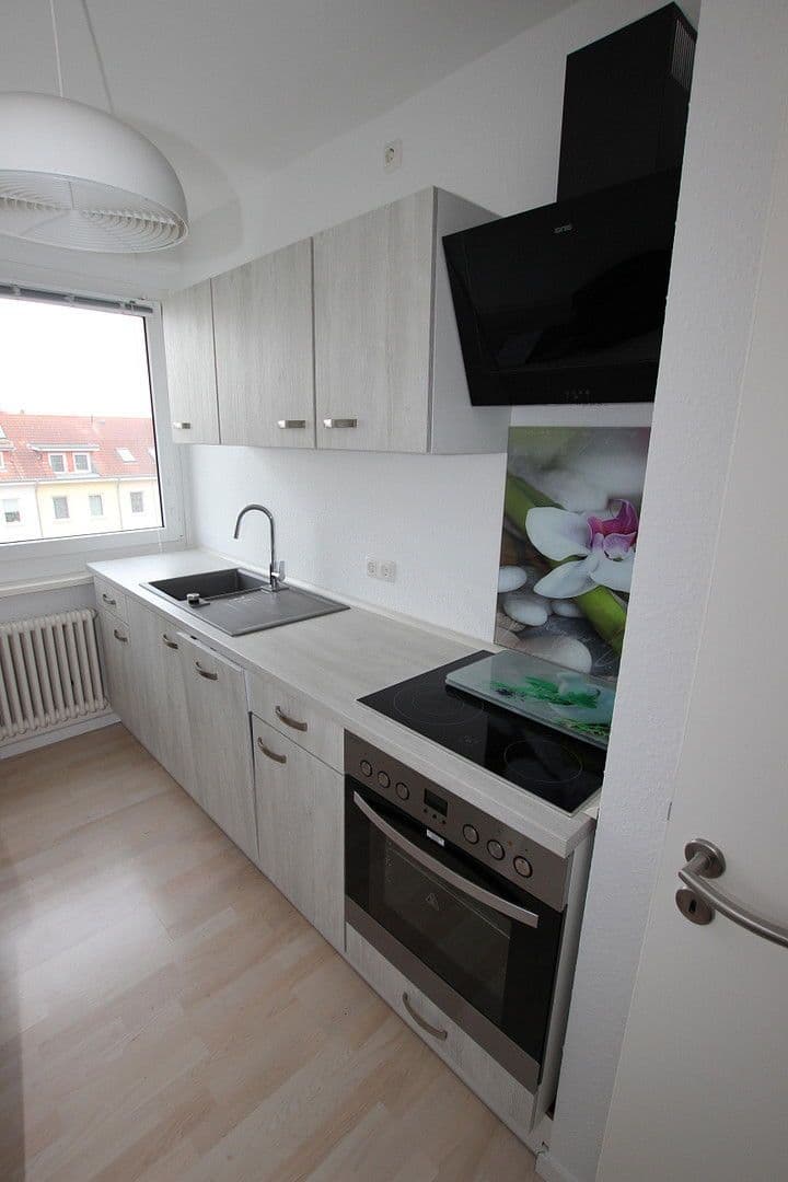 Pronájem bytu 3+1 60 m², Berlin, Berlín Pronájem bytu 3+1 60 m², Berlin, Berlín