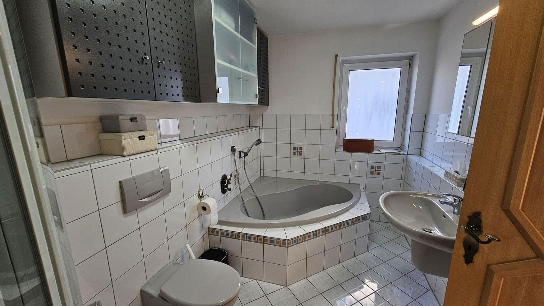 Pronájem bytu 3+1 89 m², Neustadter Ring 100, Ludwigshafen-Maudach, Porýní-Falc Pronájem bytu 3+1 89 m², Neustadter Ring 100, Ludwigshafen-Maudach, Porýní-Falc