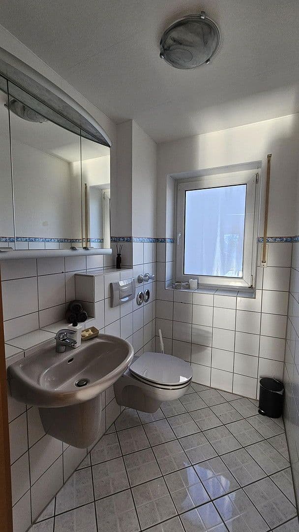 Pronájem bytu 3+1 89 m², Neustadter Ring 100, Ludwigshafen-Maudach, Porýní-Falc Pronájem bytu 3+1 89 m², Neustadter Ring 100, Ludwigshafen-Maudach, Porýní-Falc