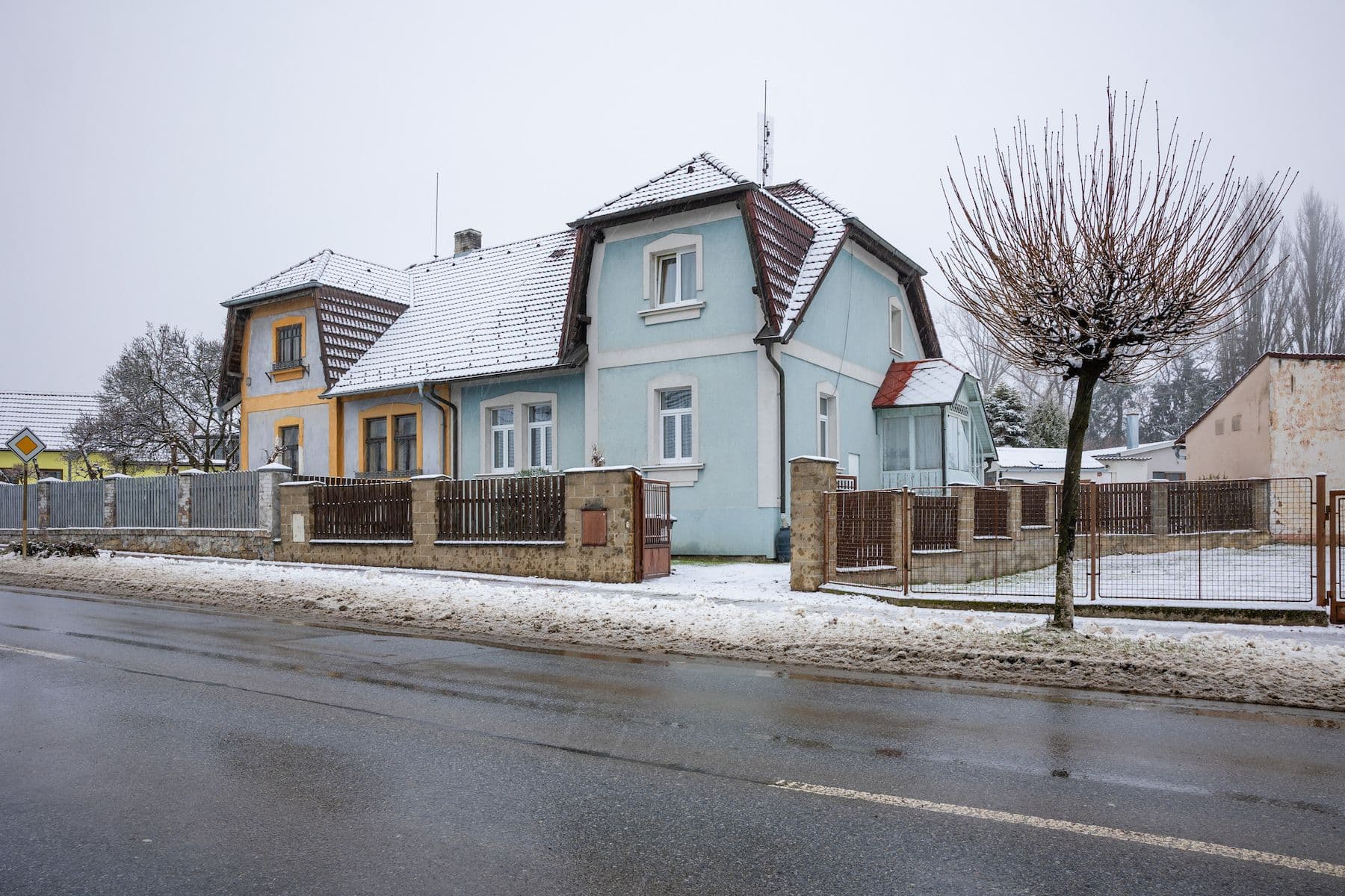 Prodej domu 98 m², pozemek 615 m², třída 5. května, Lišov, Jihočeský kraj Prodej domu 98 m², pozemek 615 m², třída 5. května, Lišov, Jihočeský kraj