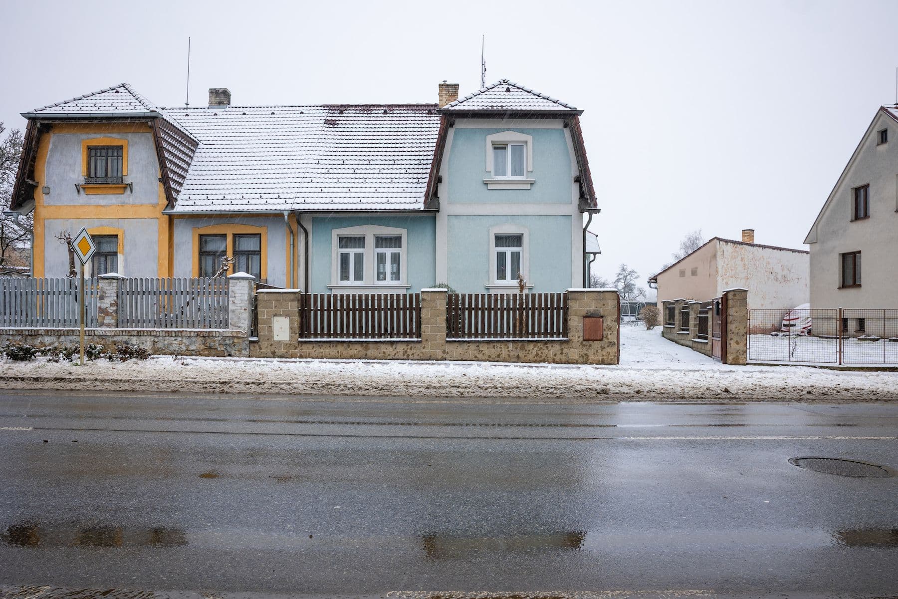 Prodej domu 98 m², pozemek 615 m², třída 5. května, Lišov, Jihočeský kraj Prodej domu 98 m², pozemek 615 m², třída 5. května, Lišov, Jihočeský kraj