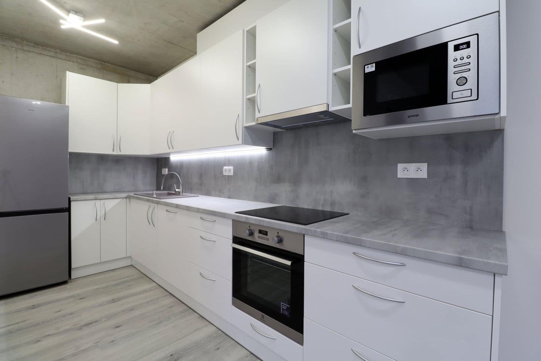 Pronájem bytu 2+kk 49 m², Kamenická, Plzeň, Plzeňský kraj Pronájem bytu 2+kk 49 m², Kamenická, Plzeň, Plzeňský kraj