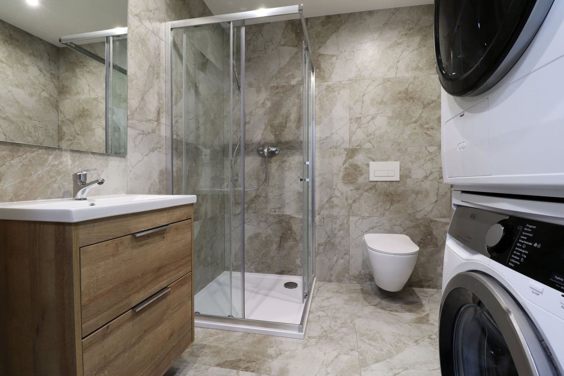 Pronájem bytu 2+kk 49 m², Kamenická, Plzeň, Plzeňský kraj Pronájem bytu 2+kk 49 m², Kamenická, Plzeň, Plzeňský kraj