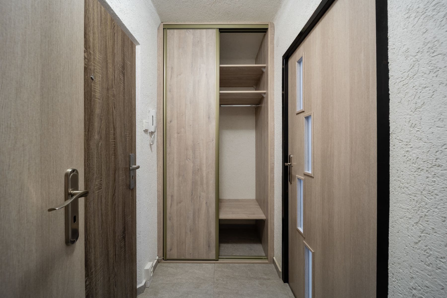 Prodej bytu 2+1 51 m², Sídl. Míru, Volary, Jihočeský kraj Prodej bytu 2+1 51 m², Sídl. Míru, Volary, Jihočeský kraj