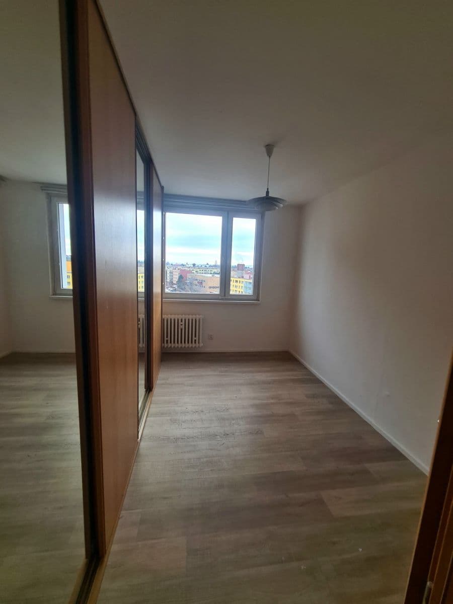 Pronájem bytu 3+1 75 m², Brichtova, Praha, Praha Pronájem bytu 3+1 75 m², Brichtova, Praha, Praha