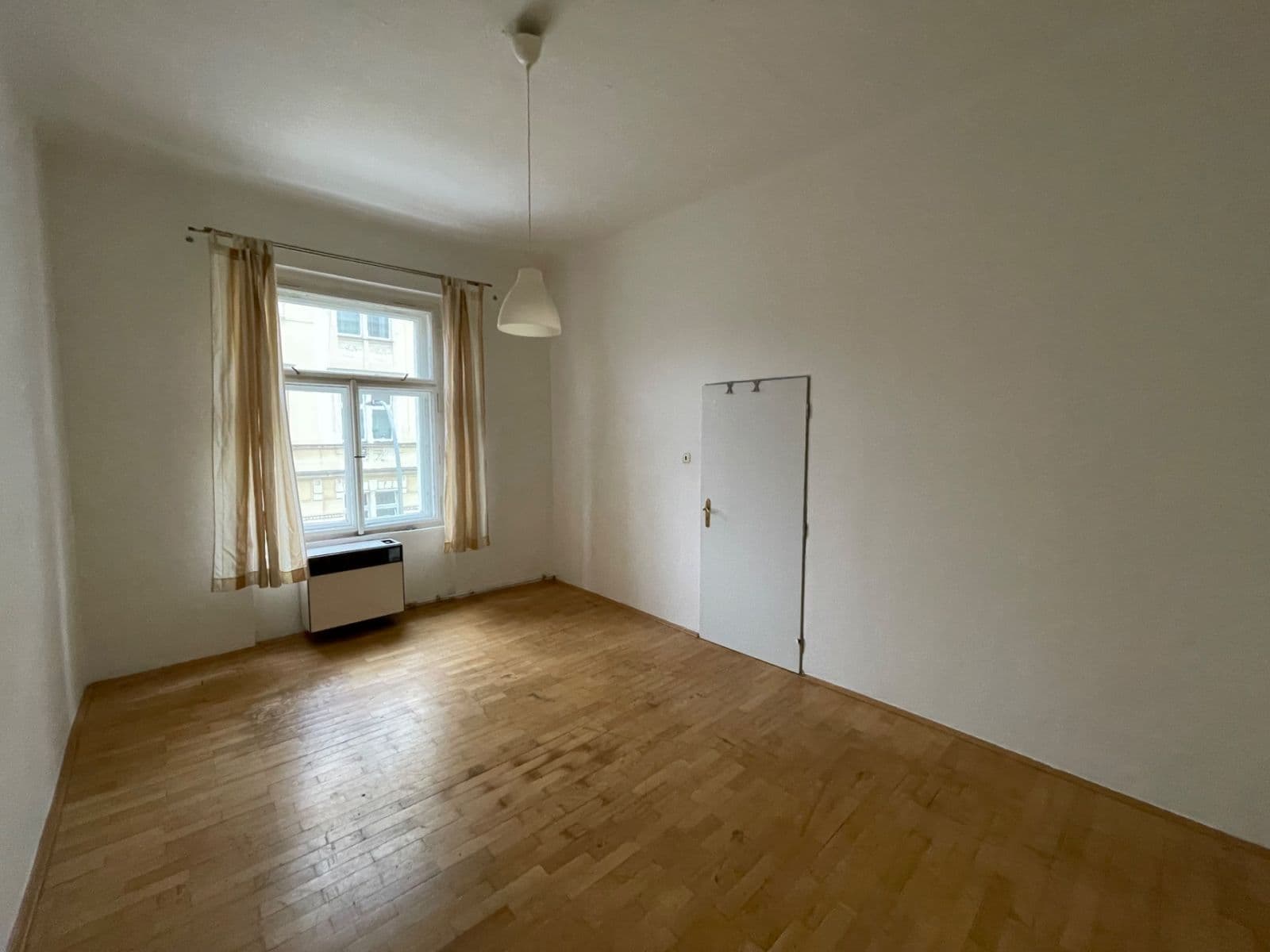 Pronájem bytu 2+kk 41 m², Ostrčilovo náměstí, Praha, Praha Pronájem bytu 2+kk 41 m², Ostrčilovo náměstí, Praha, Praha