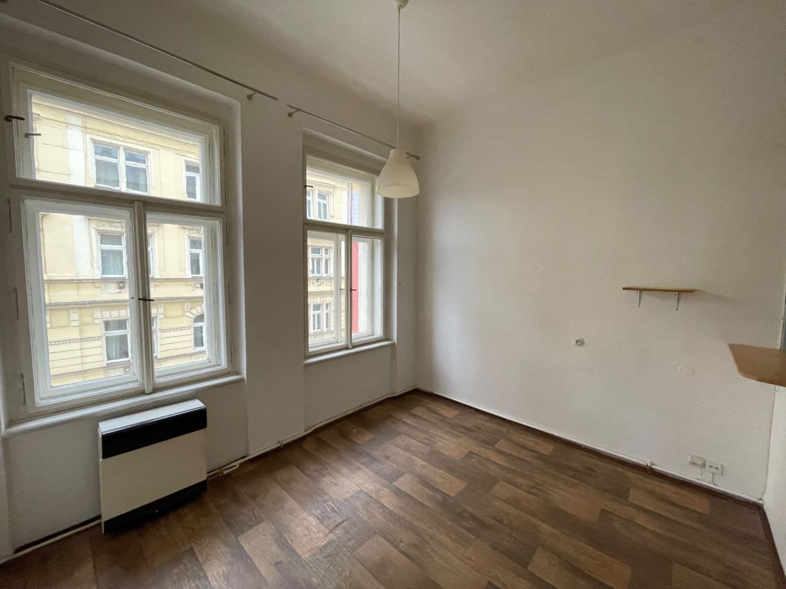 Pronájem bytu 2+kk 41 m², Ostrčilovo náměstí, Praha, Praha Pronájem bytu 2+kk 41 m², Ostrčilovo náměstí, Praha, Praha