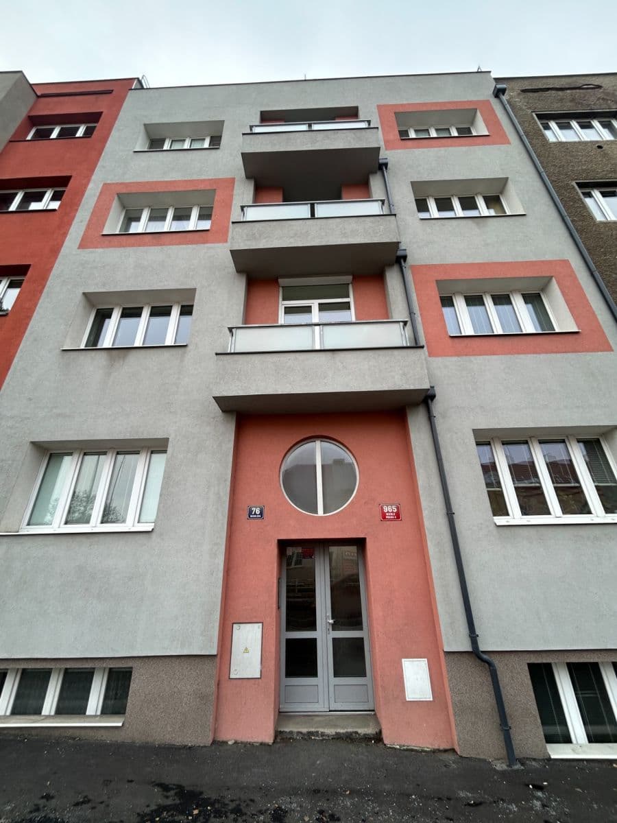 Pronájem bytu 1+kk 30 m², Michelská, Praha, Praha Pronájem bytu 1+kk 30 m², Michelská, Praha, Praha