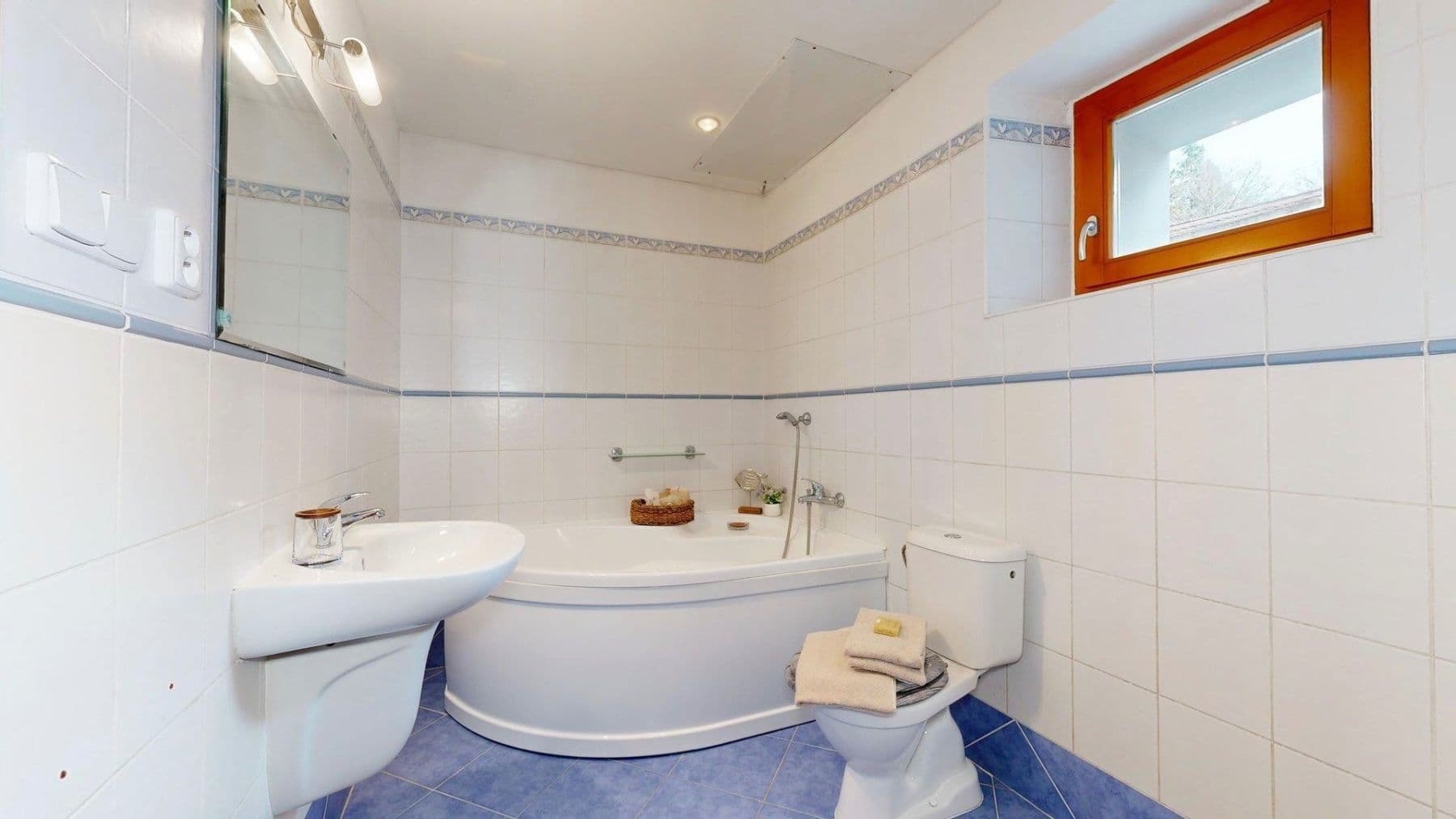 Prodej domu 317 m², pozemek 1.162 m², Nazaret, Čáslav, Středočeský kraj Prodej domu 317 m², pozemek 1.162 m², Nazaret, Čáslav, Středočeský kraj