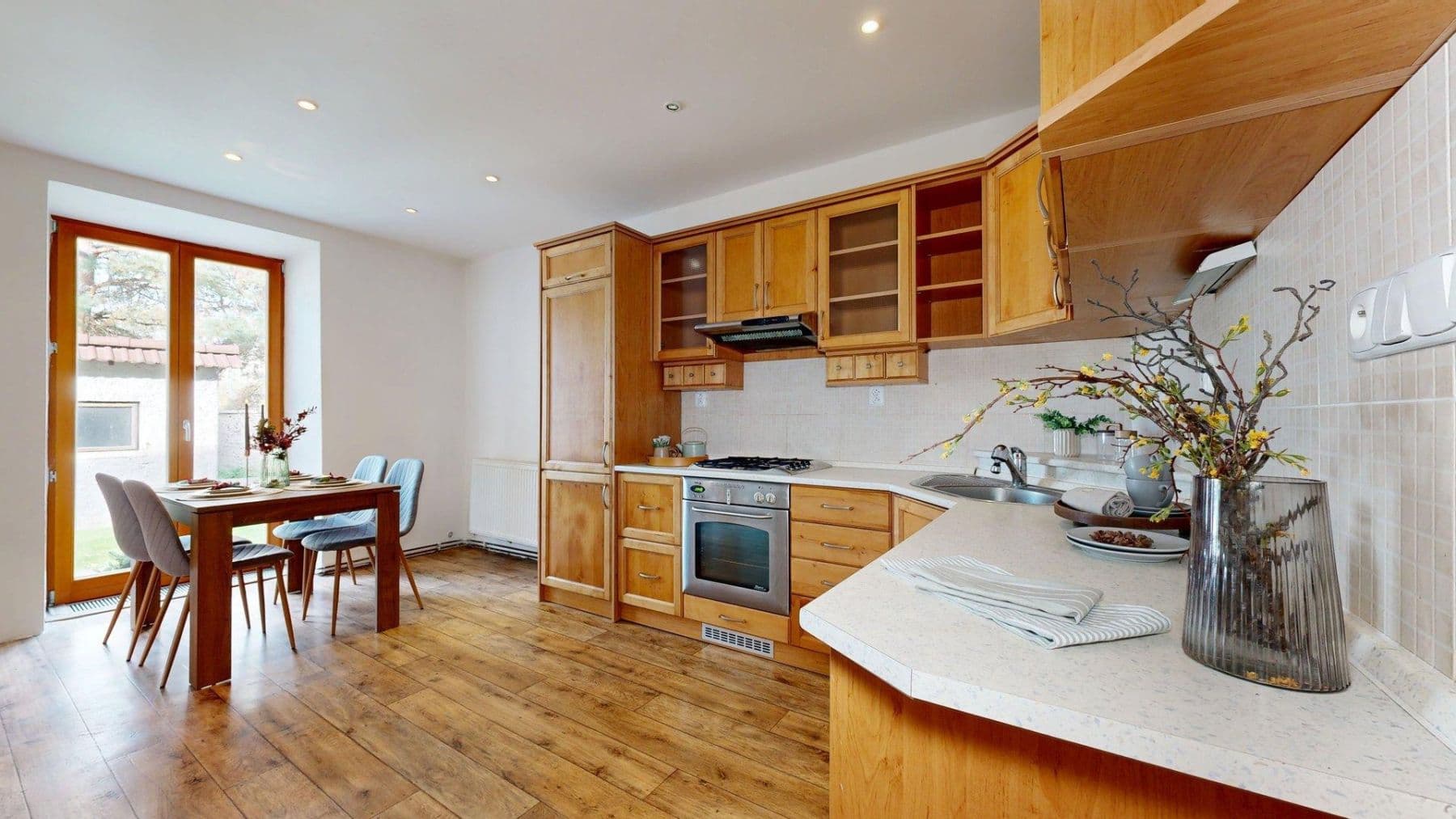 Prodej domu 317 m², pozemek 1.162 m², Nazaret, Čáslav, Středočeský kraj Prodej domu 317 m², pozemek 1.162 m², Nazaret, Čáslav, Středočeský kraj