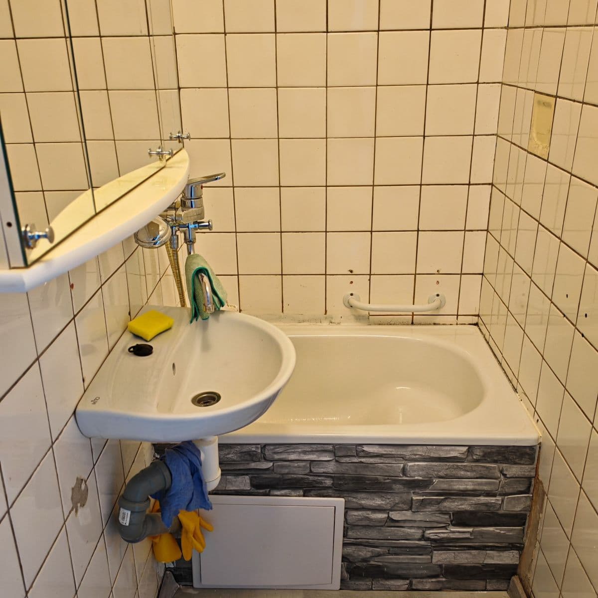 Pronájem bytu 1+kk 24 m², Jabloňová, Praha, Praha Pronájem bytu 1+kk 24 m², Jabloňová, Praha, Praha